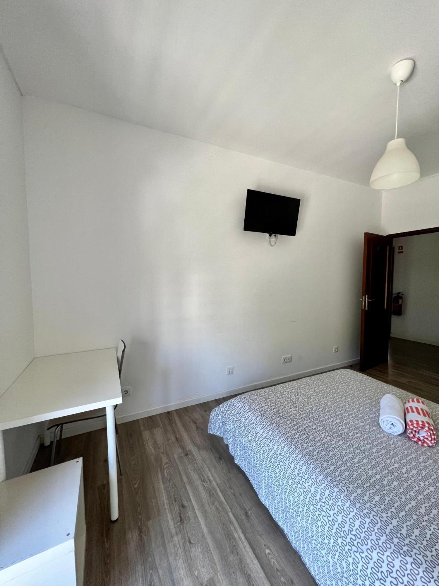 Quarto em Acomodações Particulares Moreira *